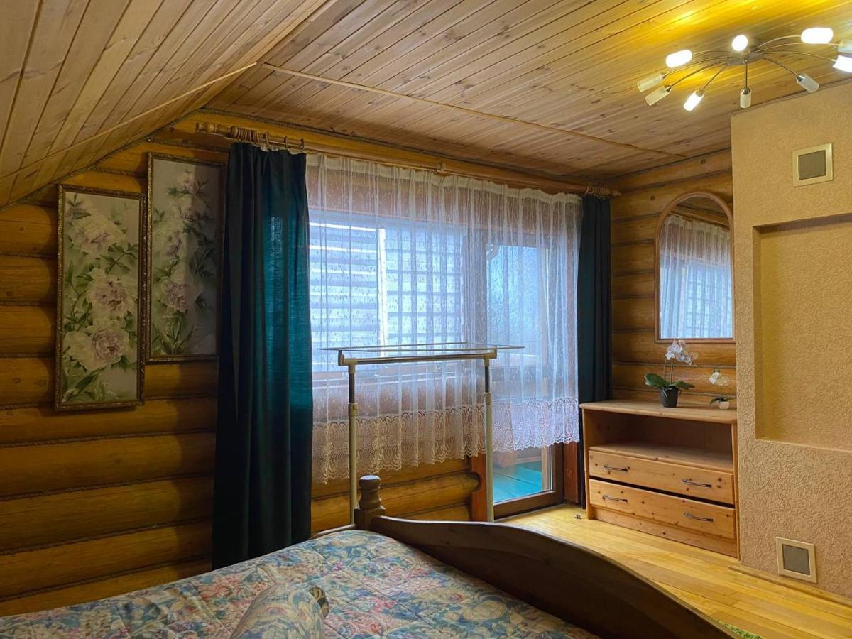 У Фёдера И Маргариты Nizhnya Hrabivnytsia المظهر الخارجي الصورة