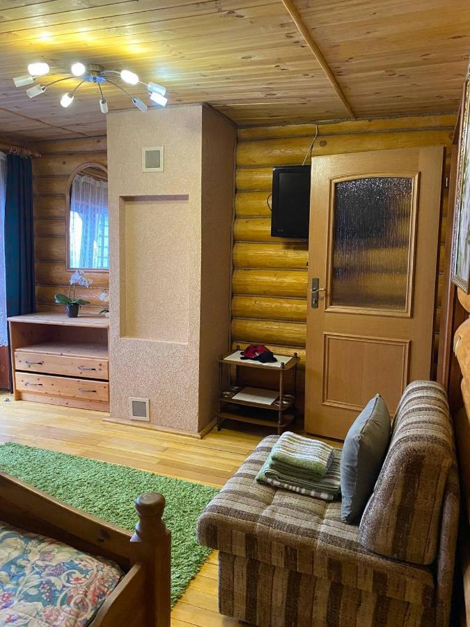У Фёдера И Маргариты Nizhnya Hrabivnytsia المظهر الخارجي الصورة